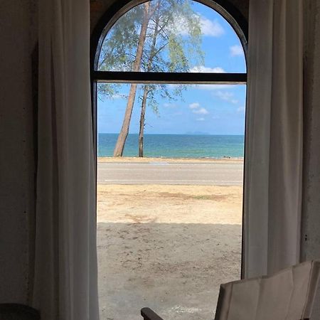 Tamu Beradu Seaview Private Villa 3 Bedroom ドゥングン エクステリア 写真